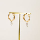 Madga pearl earrings