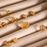 Pilar signet ring - To engrave
