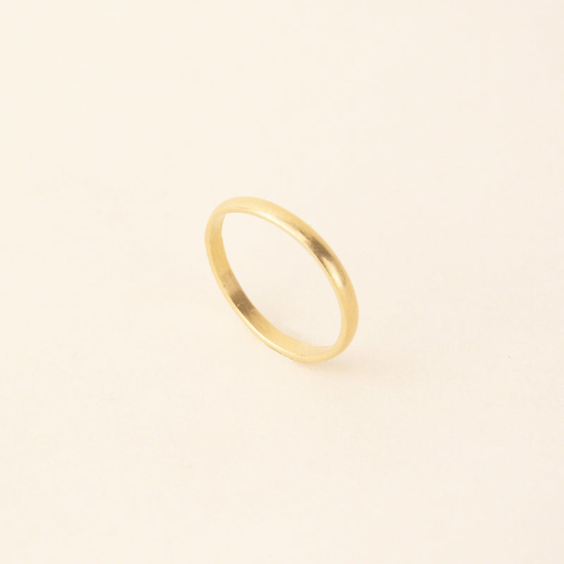 18 carat gold wedding ring 2mm Women