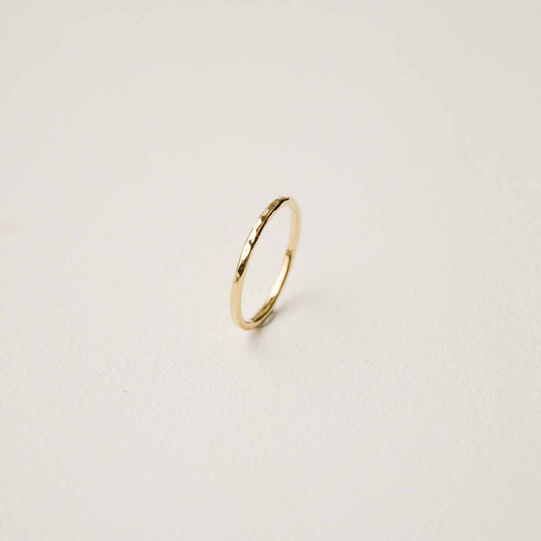 Hammered Wedding Ring 18 carat Gold 2mm Women