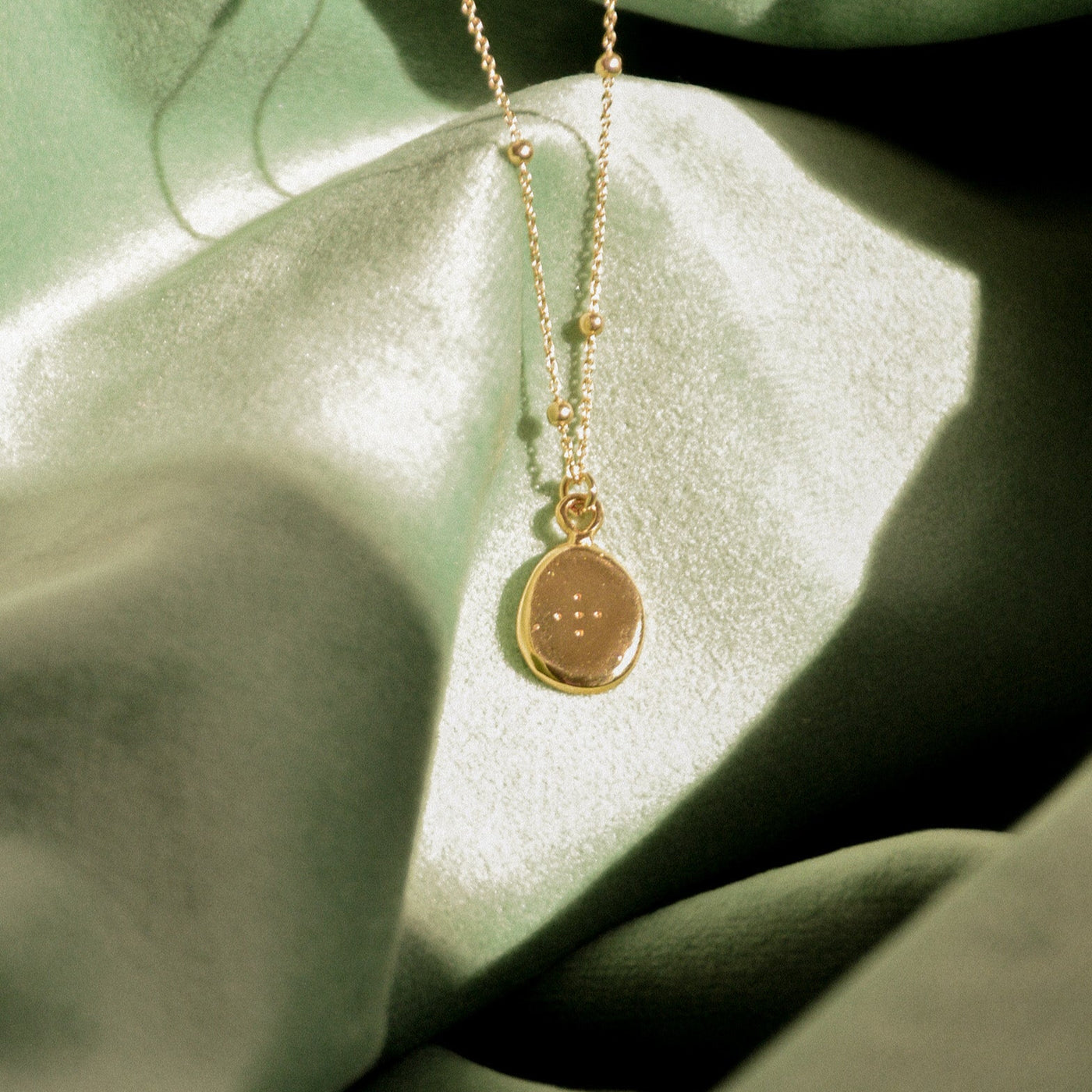 Collier Ras Du Cou En Or Massif 18 Carats - Petit Anneaux, Or Jaune (Occasion Très Bon état)